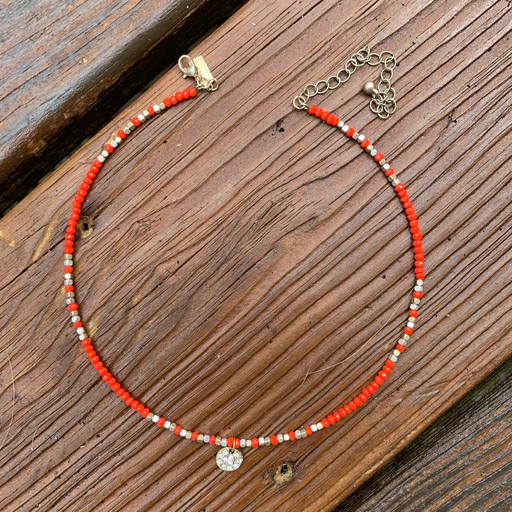 🛍 Beaded Choker Necklace